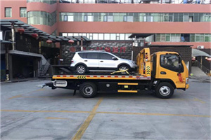 呼玛汽车紧急补胎换胎救援